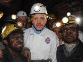 Binlerce kişi yer altında çalışmaya razı