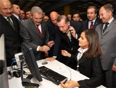 Buyrun ben Başbakan, ne dilersiniz?