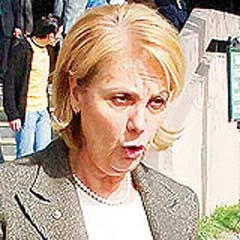 Çölaşan yerini kime bıraktı?
