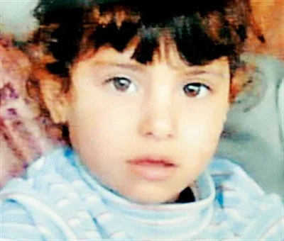 Esma?nın yaşamı iğnelere bağlı
