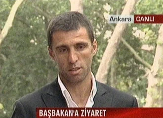Hakan Şükür, Erdoğan'a göz kırptı
