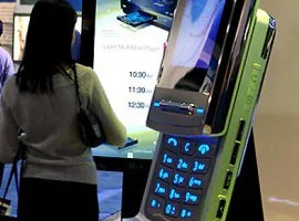 İngiltere'de telefon dinleme iddiaları