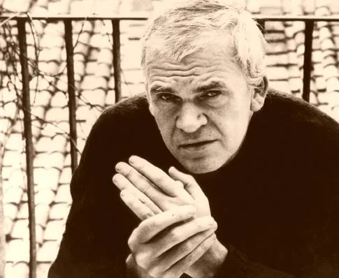 Milan Kundera ajan mıydı?