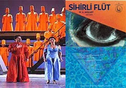Sihirli flüt seyirci karşısında