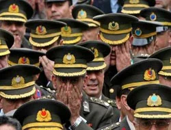 Uygun adım Medya! Marş Marş!