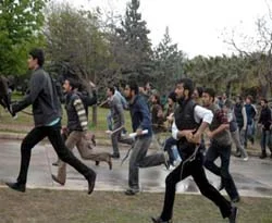 Agresif gençler sadist oluyor