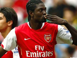 Arsenal'de Adebayor şoku yaşanıyor