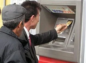 Banka şube sayısı arttı