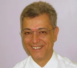 Beyin cerrahisinde ilk Türk dünya başkanı