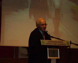 'Eğitim Onur Ödülü' Prof. Turan'a