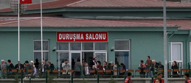 'Ergenekon'da 343 sayfa kaldı