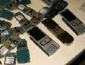 Eski cep telefonları altın olacak