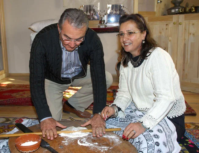 'Gözlemeci' Baykal, hükümeti topa tuttu