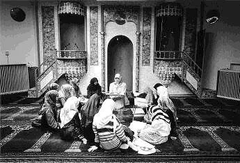 İslam Konferansı 'Kadın''ı konuşacak