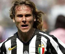 Nedved, Juventus'ta bırakmak istiyor