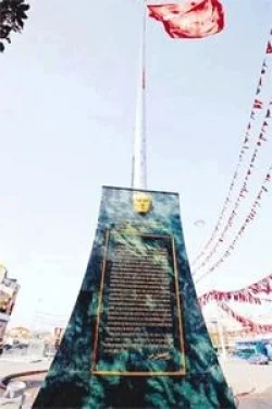 Taksim'deki kaçak kaide kaldırıldı