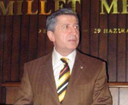 Toptan, eski Hatay Meclisi'ni gezdi