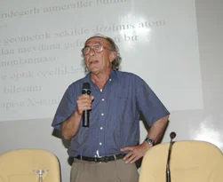 Türk Prof. dünya bilim tarihine geçti