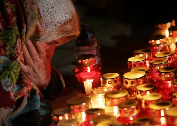 Ukrayna açlık soykırımı törenlerle anılıyor