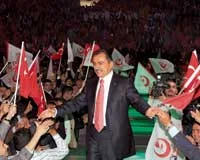 Yazıcıoğlu: Ne ulusalcı olun ne de küreselci