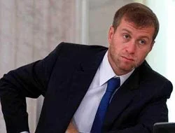 Abramoviç'e 'ülkemizi satın al' çağrısı