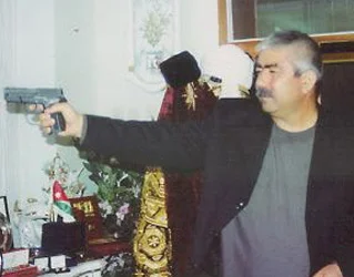 Afganistan'da 2000 kişiyi diri diri gömmüşler