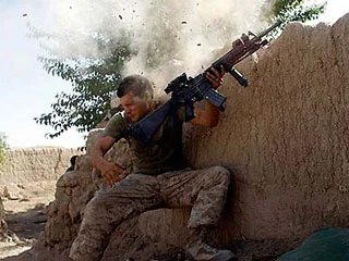 Afganistan?da 4 İngiliz asker öldürüldü