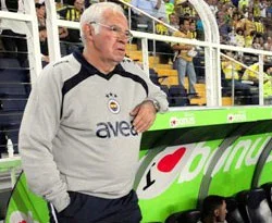 Aragones '3 yıl gerekli' dedi