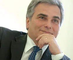 Avusturya'da yeni kabine göreve başladı