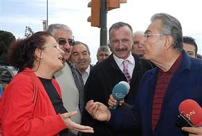 Baykal'dan çarşaf savunması: Biraz saygı