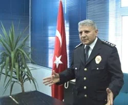 Bir emniyet müdürü daha istifa etti