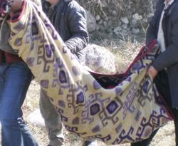 Boş arsada 2 ceset bulundu