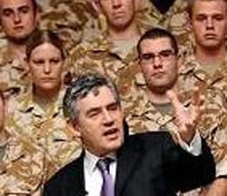 Brown'dan Afganistan'da cepheye ziyaret
