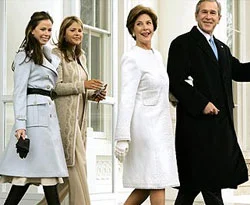 Bush ailesi yeni evlerini aldı