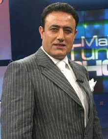 Canlı Yayında tekme tokat kavga!