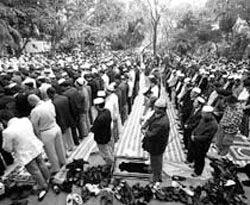 Çin İslam?ı ticaretle tanıyor
