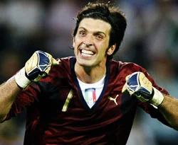 City'den Buffon'a bir çılgın teklif daha