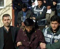 Doktor kılığındaki dolandırıcılar tutuklandı