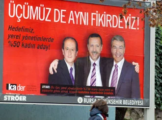 Erdoğan, Baykal ve Bahçeli omuz omuza