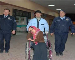 Eşi tarafından darp edildi!