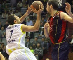 Fenerbahçe evde yok: 69-81