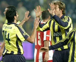 Fenerbahçe evinde moral buldu