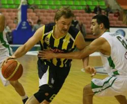 Fenerbahçe'ye Darüşşafaka çelmesi