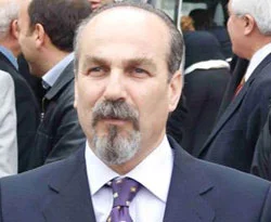 İnşaatlardan rektörlüğe uzanan hayat