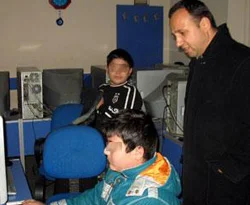 İnternet kafelere polis baskını