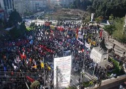 İşçiler krize karşı Gebze'de yürüdüler