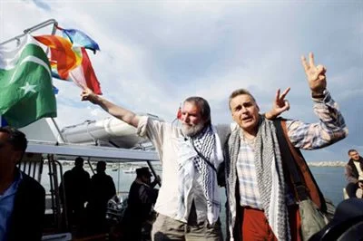 İsrail'den oyuncaklara ve ilaçlara suçüstü!