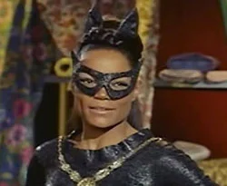 Kedi Kız Eartha, hayatını kayetti
