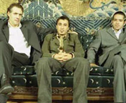 Kırık kalpler yarın akşam Babylon'da