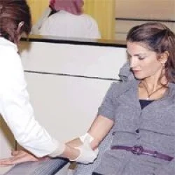 Kraliçe Rania, Gazzeliler için kan verdi
